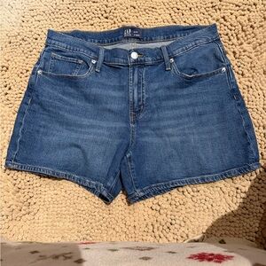 Gap Women's Blue Denim Shorts Size 12 5”